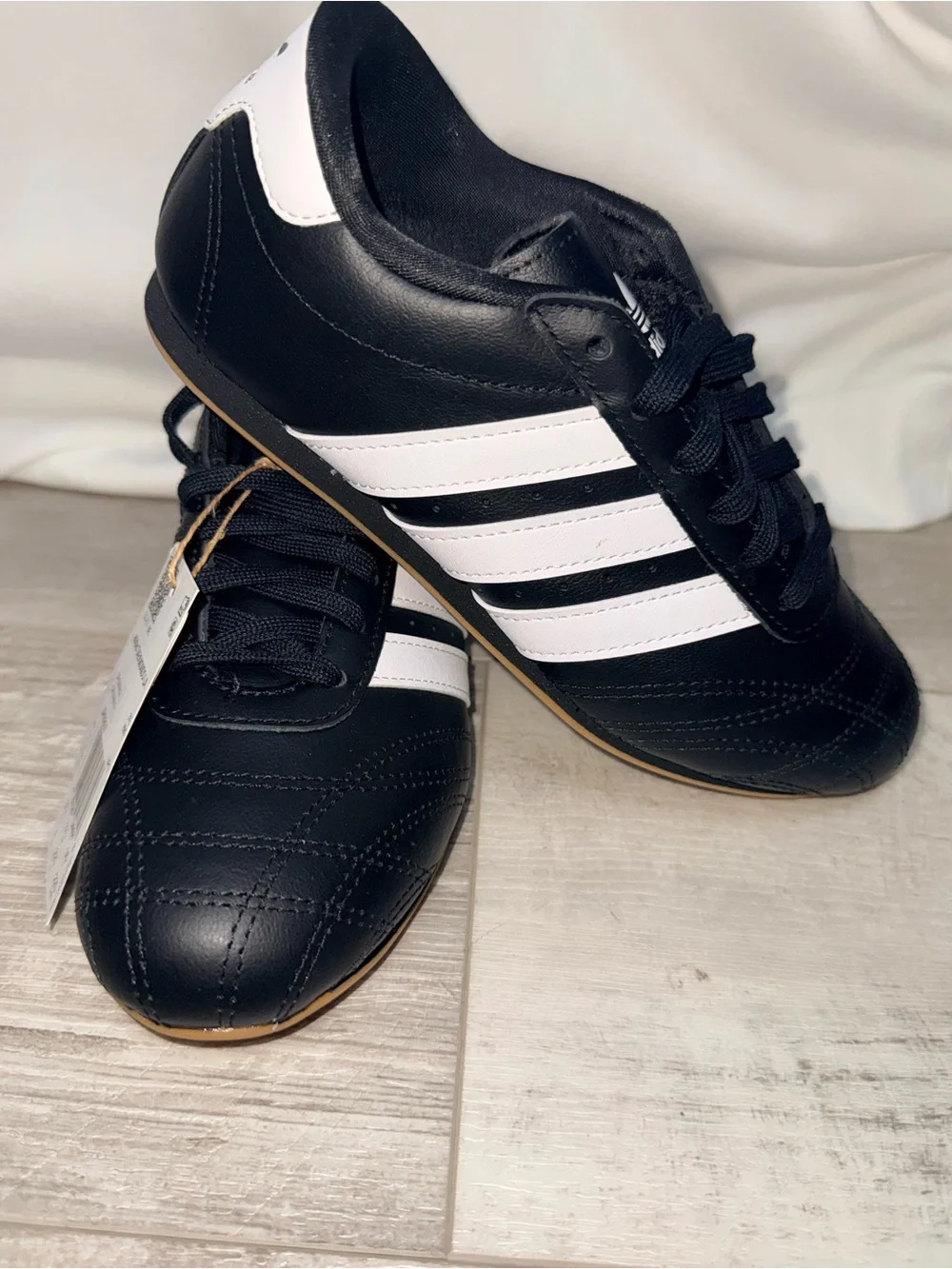 adidas Taekwondo Lace Black White Gum Shoes US 4 NEW
